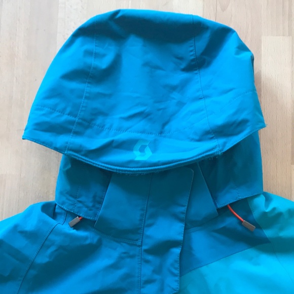 Winter / ski coat - Picture 2 of 8